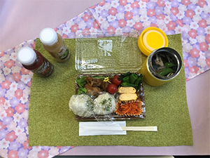 お弁当作って春を楽しもう!